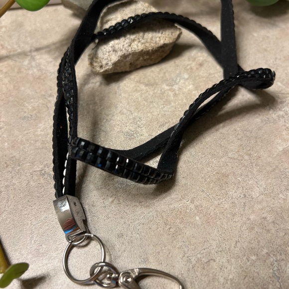 💎💎💎 Black Rhinestone Lanyard Keychain 💎💎💎 - Picture 3 of 3